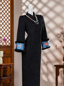 Stylish Modified Black Qipao Warm Thickened Winter