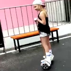 Xe cân bằng  2 bánh lớn 7 inch Xe cân bằng thông minh bánh 7 inch kết nối Bluetooth phát nhạc đèn LED BH 12 tháng