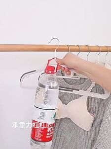 HESPR🌈ไม้แขวนเสื้อ ไม้แขวนเสื้อมีขอบกันลื่น ไม้แขวนเสื้อพลาสติก ตะขอแขวนหมุนได้ 360องศา ขนาด 42*22cm แข็งแรง ทนทาน ยืดหยุ่นได้ดี😊💕