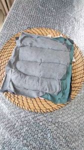 เศษผ้าเย็บวน  ขนาด 10"×10" ใช้เช็ดทำความสะอาดทั่วไป ซับน้ำได้ดี (บรรจุ 1 ผืน)