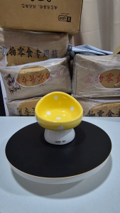 PT93 Pet Ceramic Bowl Mushroom Design Cat Bowl Feeder Bowls Anti Slip High Stand Bowl Protect Spine
