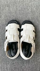 ELMAIRA Sandal Wanita Travelling Casual Terbaru Fashion Cewek OOTD Outfit Korean Style Selebgram 2024