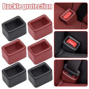 ฝาครอบหัวเข็มขัดเข็มขัดนิรภัยรถอเนกประสงค์4ชิ้นอุปกรณ์ป้องกันเข็มขัดกระดุมที่นั่งสีดำสีแดง Hiasan Mobil ฝาครอบป้องกัน