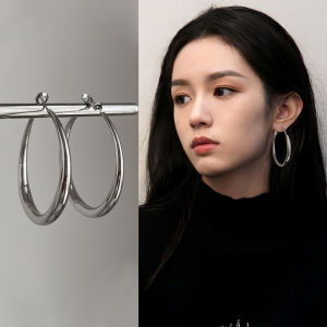 ต่างหูรูปวงกลมขนาดใหญ่ ต่างหูรูปวงกลมแบบไม่มีลวดลายสำหรับผู้หญิง ต่างหูรูปวงกลมขนาดเล็กแบบไม่ซ้ำใคร ต่างหูแฟชั่นระดับไฮเอนด์