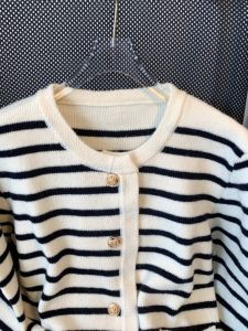 High-End Brand Design Sensibility Striped Knit Cardigan