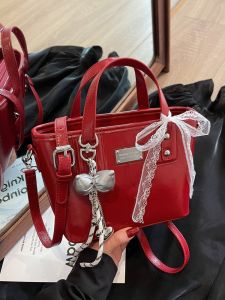 กระเป๋าคลัตช์เจ้าสาวสไตล์วินเทจแฟชั่น กระเป๋าสะพายไหล่ข้างเดียวแบบอเนกประสงค์ กระเป๋าสะพายข้างสำหรับผู้หญิง กระเป๋าถือทรงกลมแบบลำลอง