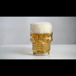 แก้ววิสกี้สไตล์ไซเบอร์พังค์ยุโรปที่สร้างสรรค์แก้วใสทรงหัวกระโหลกแก้วเบียร์ขนาด270mlใช้ในบ้านทางเลือกที่ดีที่สุดสำหรับของขวัญ#วันฮาโลวีน#3763