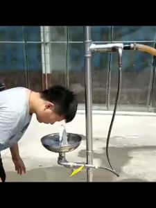 304 Stainless Steel Ground Fixed Vertical Double Nozzle Outlet Foot-Operated Eyewash Emergency Safety Shower