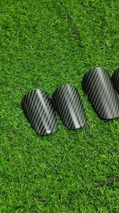 GOBYGO 1 Cặp Miếng Đệm Bảo Vệ Ống Chân Bóng Đá Có Họa Tiết Carbon Mini Miếng Đệm Bảo Vệ Chân Bằng Bọt Dày Dành Cho Trẻ Em Và Người Lớn Thiết Bị Bóng Đá An Toàn