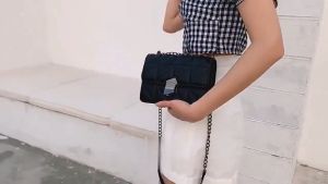TAS HITAM IMPORT SELEMPANG DAN BAHU WANITA KEKINIAN