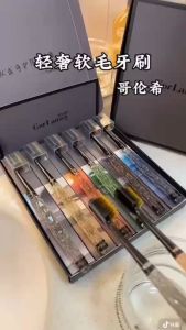 Hộp set 6 cái bàn chải đánh răng lông mềm siêu nhẹ. hộp 6 bàn chải đánh răng nội địa