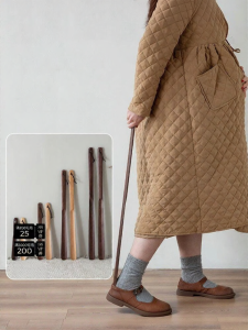 NORDIC MORE | Long Handle Wooden Shoe Horn