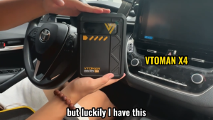VTOMAN X4 Car Jump Starter & Air Compressor 4 in 1JumpStart 10000mAh/12V Emergency Starting Booster & LED Flashlight Portable Power Bank Electric Tire Pump