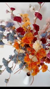 Cành đào râu. Cành hoa mai đào trang trí nhà cửa nội thất decor tết