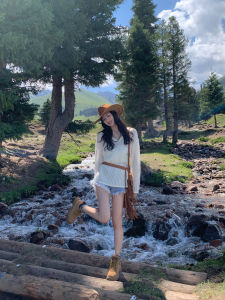 Travel Style Slimming V-Neck Knitted Sweater Hollow out Design Casual Outerwear for Women Sweet Style Loose Fit Long Sleeve