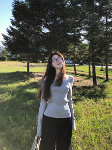 เสื้อสเวตเตอร์ถักแขนยาวสีเทาแบบเปิดไหล่สำหรับผู้หญิง ทรงเข้ารูป เสื้อชั้นในฤดูใบไม้ร่วง ทรงสลิมฟิต ปกติ