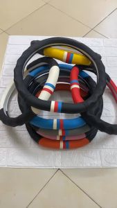 Bọc vô lăng Vinfast VF5 bọc da cao cấp thoáng khí ôm chắc phom xe Dcut size 36cm - nhiều màu.