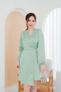 Milada dress เดรสจีบบ่าแขนยาว ผ้าซาตินโมนิก้า ป้าย VERA