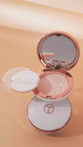 O.TWO.O Waterproof Face Powder Perfect Cover Oil Control Matte Poreless Dry Wet Dual-Use Contain Vitamin C Powder Compact Makeup