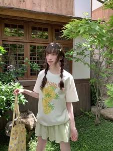 Loose Cartoon Pineapple Printed T-Shirt
