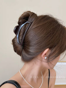 กิ๊บติดผมรูปฉลามทรงกลมแบบเรียบหรูสำหรับผู้หญิง กิ๊บติดผมอะครีลิกขนาดกลางสำหรับผู้หญิง ทรงกลม สไตล์ยุโรป ใหม่ล่าสุด