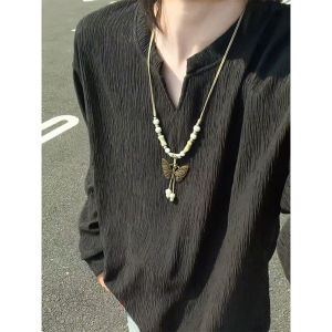 เสื้อยืดคอกว้างแขนยาวสีขาวสำหรับผู้ชาย ทรงหลวม สไตล์ลำลอง เสื้อเชิ้ตชั้นในสไตล์อเมริกัน ทรงไหล่ สวมใส่สบาย