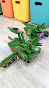 Đồ chơi xe tăng biến hình phát nhạc phát sáng – chạy pin có đèn LED đồ chơi trẻ em