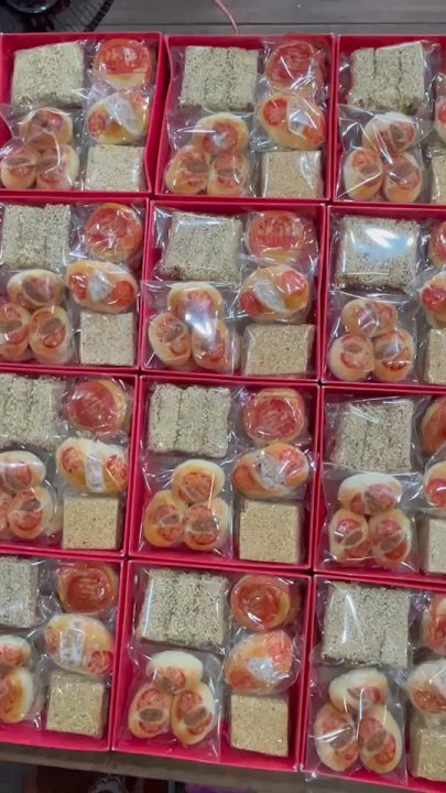 ขนมแต่งงานแบบจีนชุดเล็ก ซีเซกทึ้ง (สี่สี) สำหรับมอบให้ญาติผู้ใหญ่ในงานแต่งงาน