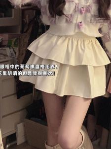 กระโปรงสั้นทรงเค้กเอวสูงผ้า PU สีดำ กระโปรงสั้นทรงเอเข้ารูปสำหรับผู้หญิงไซส์ใหญ่ ฤดูใบไม้ผลิและฤดูใบไม้ร่วง