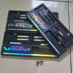 Cover plat nomor motor universal list dan logo hologram BEAT VARIO MIO DLL sudah lengkap baut tinggal pasang sangat presisi untuk ukuran plat standar motor kualitas premium plat dan tatakan plat motor rumah plat motor universal