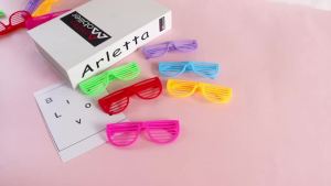 6/12pcs Colorful Louver Glasses Toys Childrens Boys and Girls Birthday Party Gifts Neon Sunglasses Makeup Party Photos Props