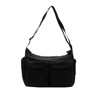 Work Style Casual Crossbody Bag with Large Capacity Waterproof Shoulder Bag Made of High-quality Nylon Fabric Bag for Men