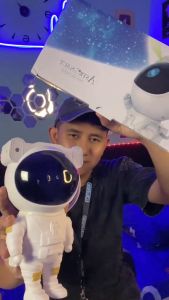 Lampu Tidur Astronaut Proyektor Langit Malam Bintang Galaxy Nebula