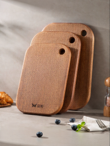 Suncha | Antimicrobial and Mold-Resistant Solid Rosewood Cutting Board