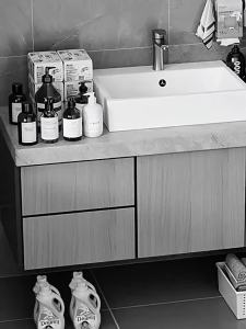 B&W | Multifunctional Bathroom Storage Rack