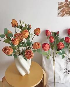 Bộ Hoa Hồng Nhân Tạo Cành Dài 65CM Chất Liệu Lụa Vintage 4 Bông Viền Nướng Dùng Trang Trí Đám Cưới Nhà Cửa