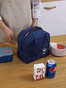 Hot-Selling Bear Pattern Insulated Bag Handbag Portable Cooler Bag Ice Pack Storage Bag Suitable for Work Outdoor Commuting Play Non-Food Contact