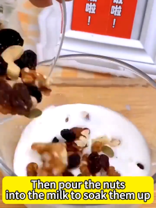 A+ Daily Snacks Trail Mix Nuts and Dried Fruits