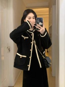 Áo Khoác Lông Cừu Đen Cho Nữ Mùa Đông 2024 Mới Rộng Rãi Cỡ Nhỏ Dày Ấm Áp Ngắn Cotton Áo Khoác Ngoài Thường Ngày