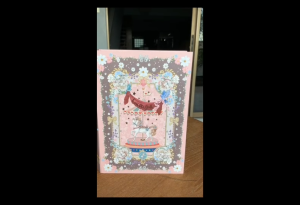 ถุงกระดาษ Kiss me doll พร้อมกล่องเก็บของเอนกประสงค์ แท้ 100% ลายน่ารัก สีพาทเทล ( มือ 2 )