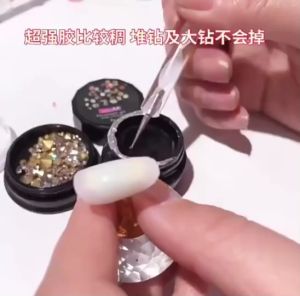 กาวเจลสำหรับติดจิว Stuck drill glue ฝังลาย ปั้นนูนปริมาณขนาด 8ml. / 20ml.