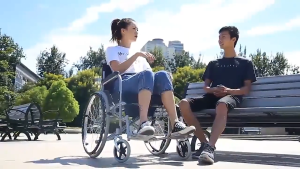 【Five-year warranty】24 inch Wheelchair วีลแชร์ พับได้ น้ำหนักเบา ล้อ 24 นิ้ว มีเบรค หน้าหลัง 4 จุด เหล็กพ่นสีเทา รถเข็นผู้สูงอายุ รถเข็นผู้ป่วย เกรดโรงพยาบาล