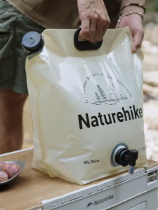 Naturehike outdoor camping picnic 10L drink bag with water faucet water bag portable camping water bag