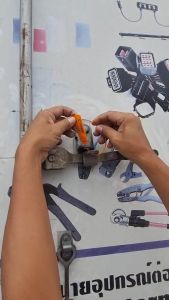 ชีลล็อครถท้ายรถขนส่งสินค้า Container Plastic seal lock ชีลล็อครถบรรทุกตู้ทึบ ยาว 8 นิ้ว สีส้ม  แพคจำนวน 100 ชิ้น