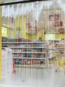 Clear PVC Strip Door Curtain Noise Reduction Anti Mosquito Partition Curtain Store Home Entrance. Heat Preservation High Transparency New Material Making Warm And Windproof.
