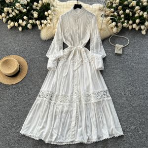 Váy Midi Chữ a Xếp Ly Ren Cổ Điển Pháp Tay Đèn Lồng Cài Nút Ngọc Trai Váy Dài Cạp Cao Váy Công Sở Mùa Hè 2024