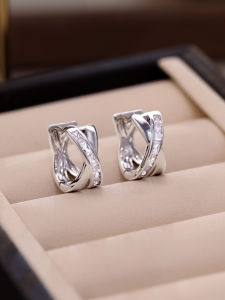 Pianist | Luxury Rhinestone Crossed Earrings