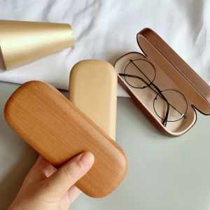 กล่องใส่แว่นทรงไม้แบบเรียบง่ายพร้อมสายรัดแบบพกพาสำหรับผู้ชายและผู้หญิง กล่องใส่แว่นแบบป้องกันแรงดันจาก Zipper แบรนด์ Mishiya