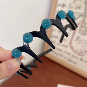 NING ZHOU | Daily Wear Velvet Water Diamond Wave Tooth Headband
