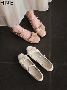 Daphne | Ballet-Style Bow Detail Womens Flats